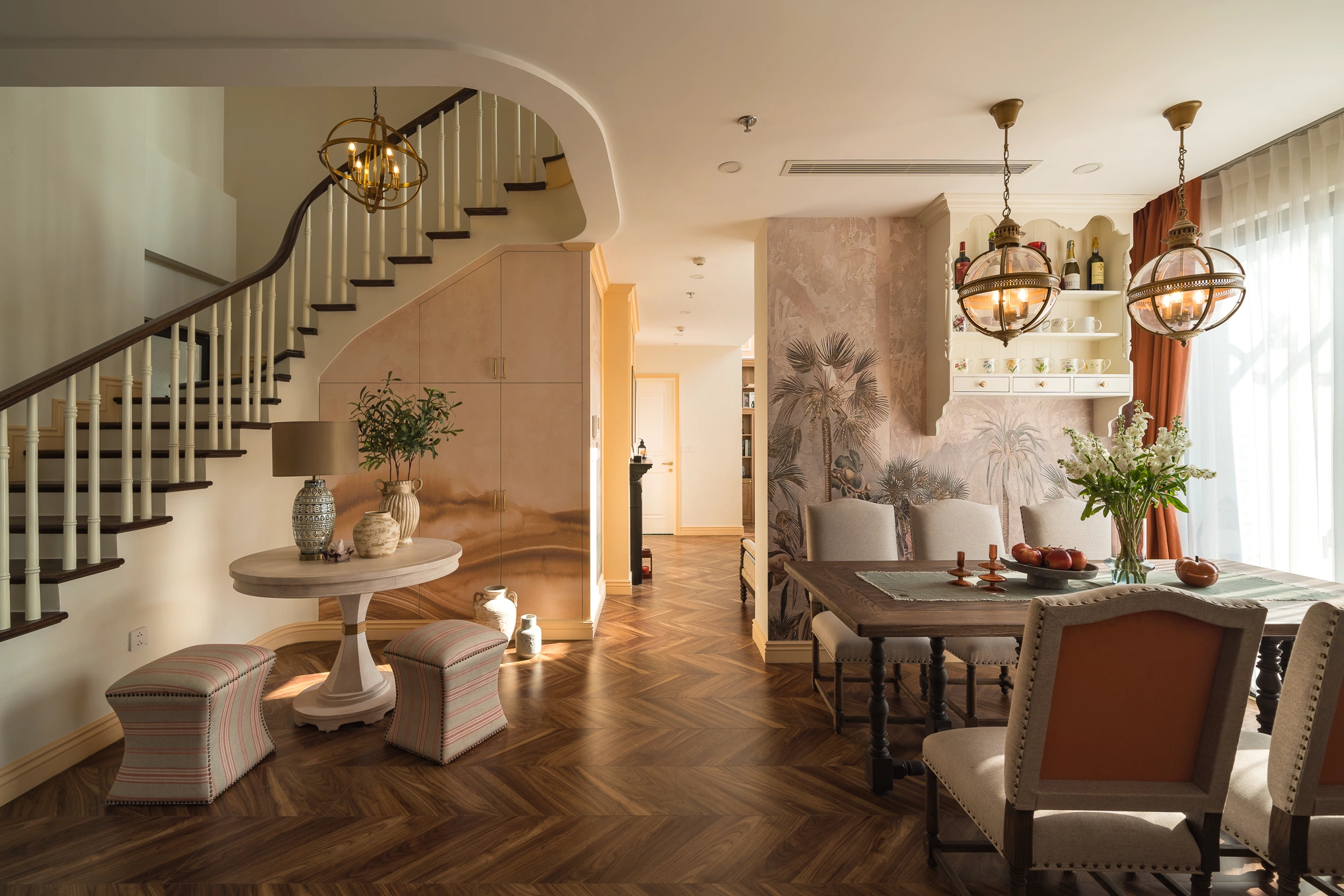 Điểm đặc trưng của nội thất Tân Cổ Điển khi ứng dụng cho Duplex