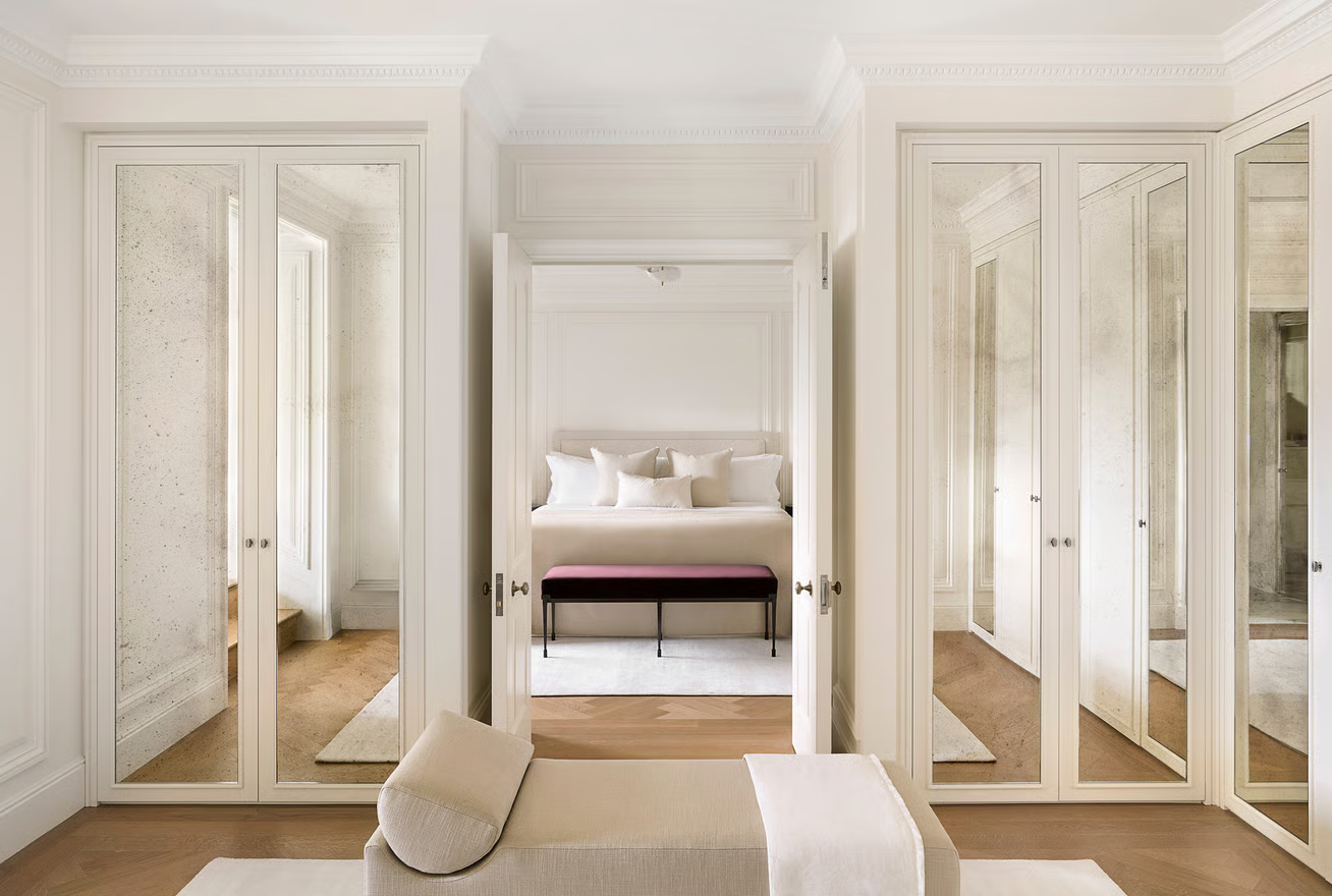 Phòng ngủ master Duplex tân cổ điển