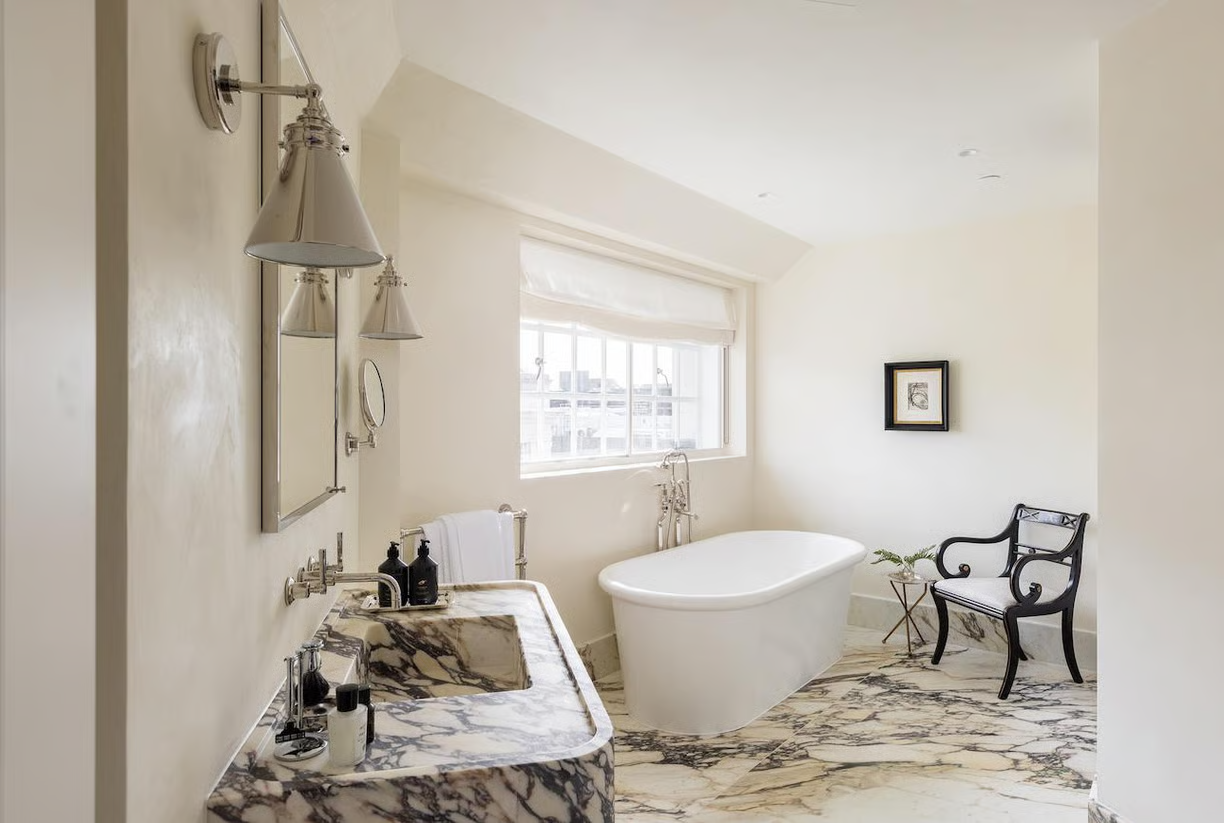 Phòng tắm trong căn duplex tại Westminster (London)