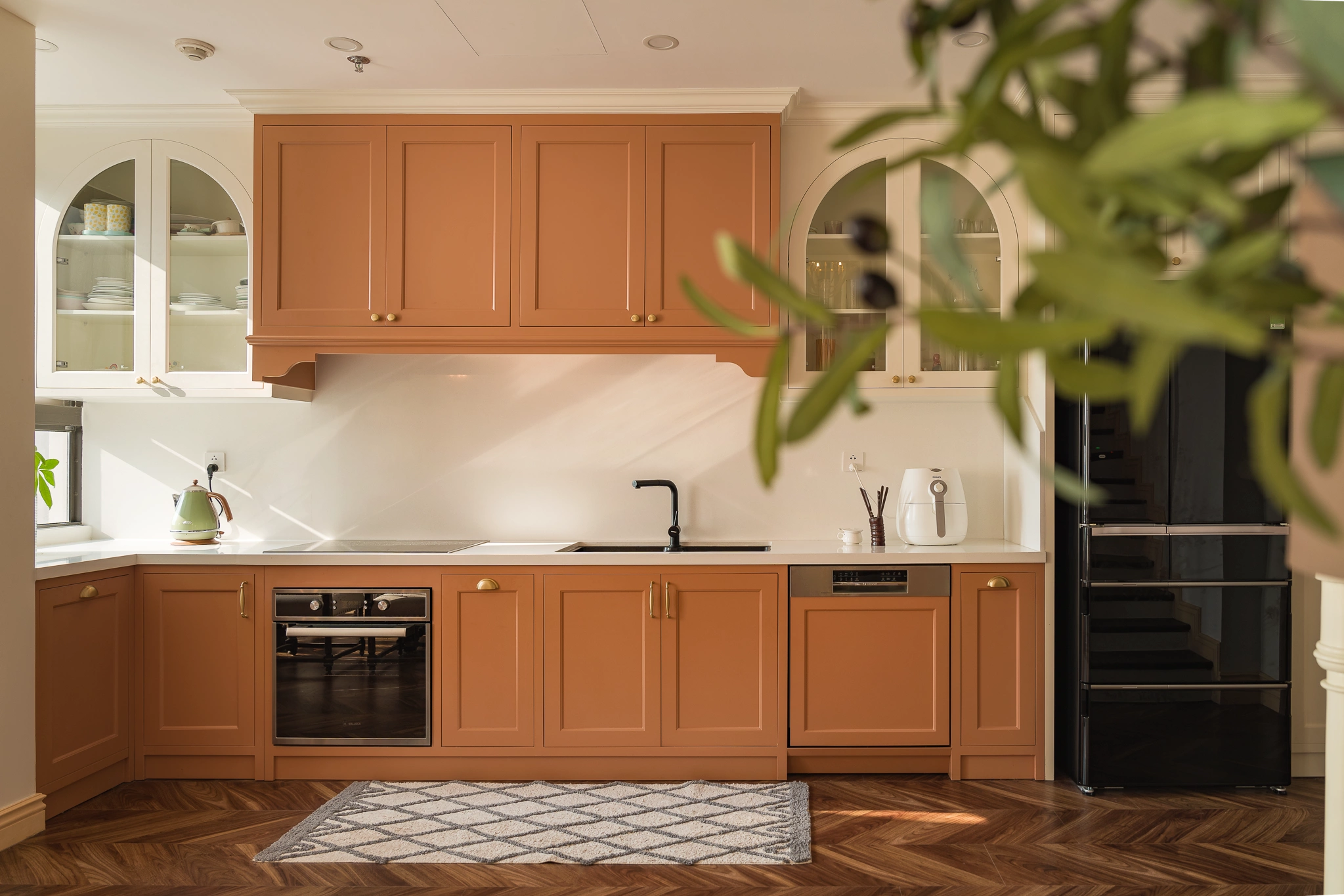 Chất liệu chủ đạo trong căn hộ Duplex Tân cổ điển