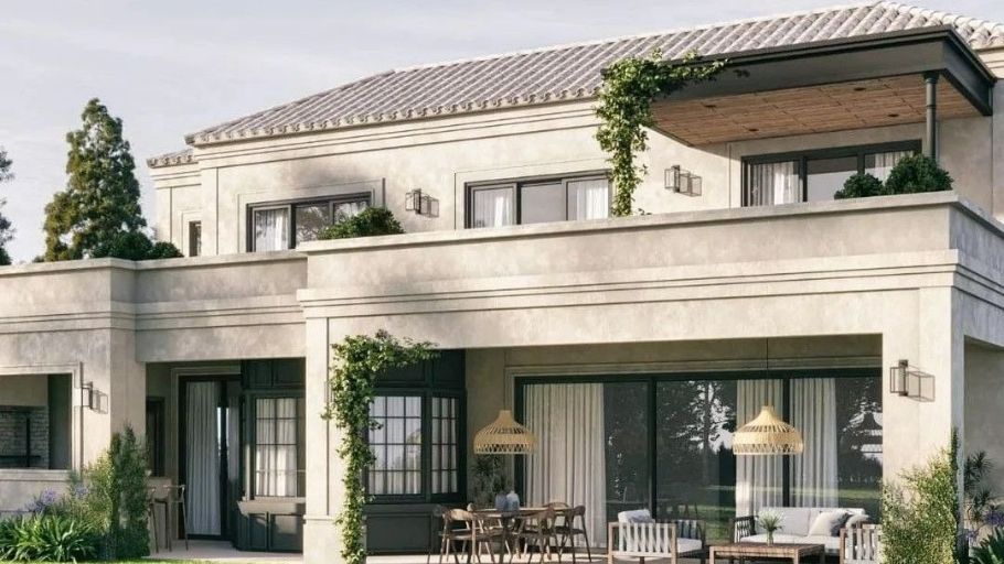 Biệt thự 2 tầng Tân Cổ Điển có sân thượng được thiết kế như khu vườn trên cao