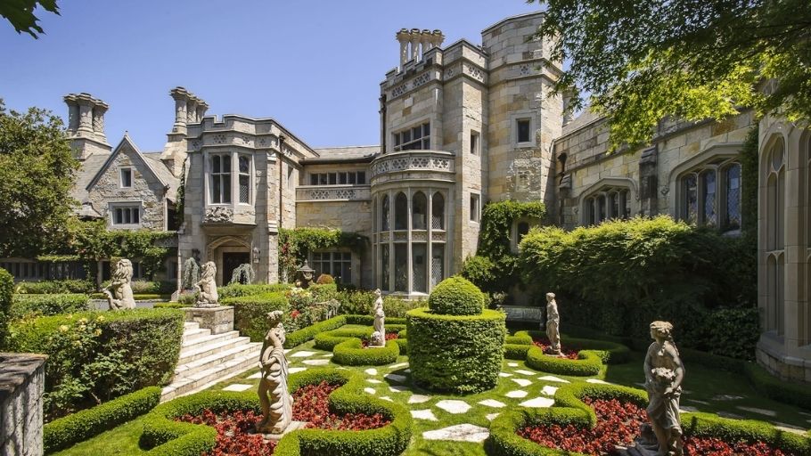 Biệt thự kiểu tân cổ điển lâu đài Anh Quốc