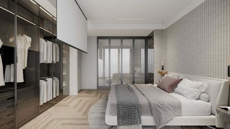 Textured wall và sliding glass doors