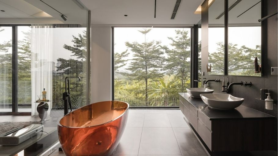 Bồn tắm màu đồng đỏ nguyên khối