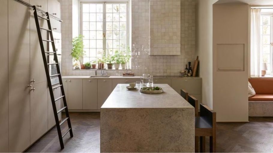 Phòng bếp với nội thất biệt thự gỗ phong cách Japandi 