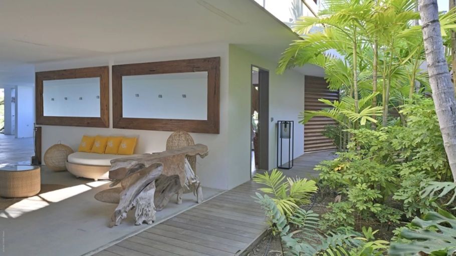 Khu vực tiếp khách ngoài trời phong cách Mỹ - tropical