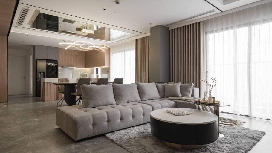 Quiet luxury flow - sofa modular, marble floor và rèm sheer trong biệt thự 200m2 cho cảm giác thoáng đãng sang trọng
