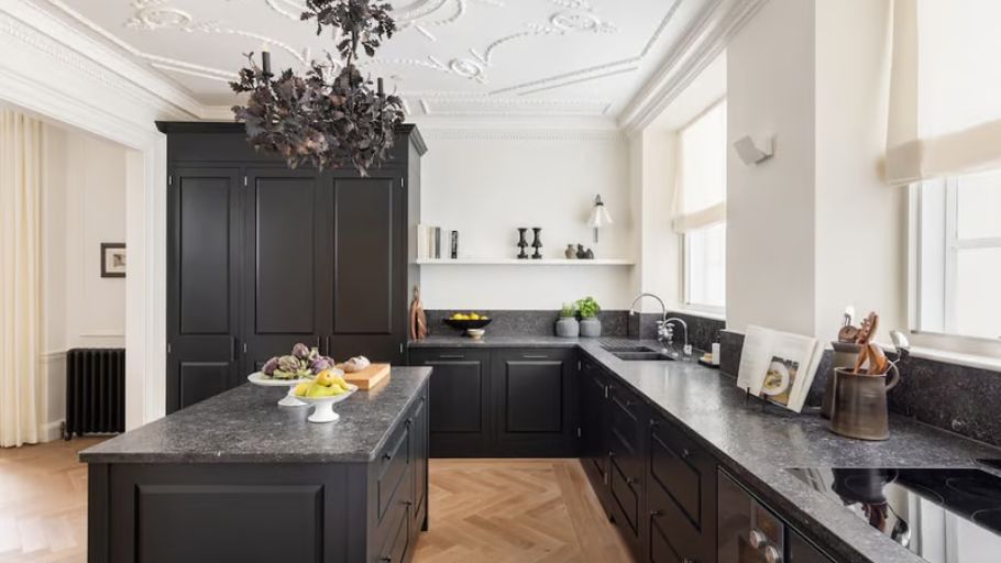 Nhà bếp tại Duplex Tân cổ điển