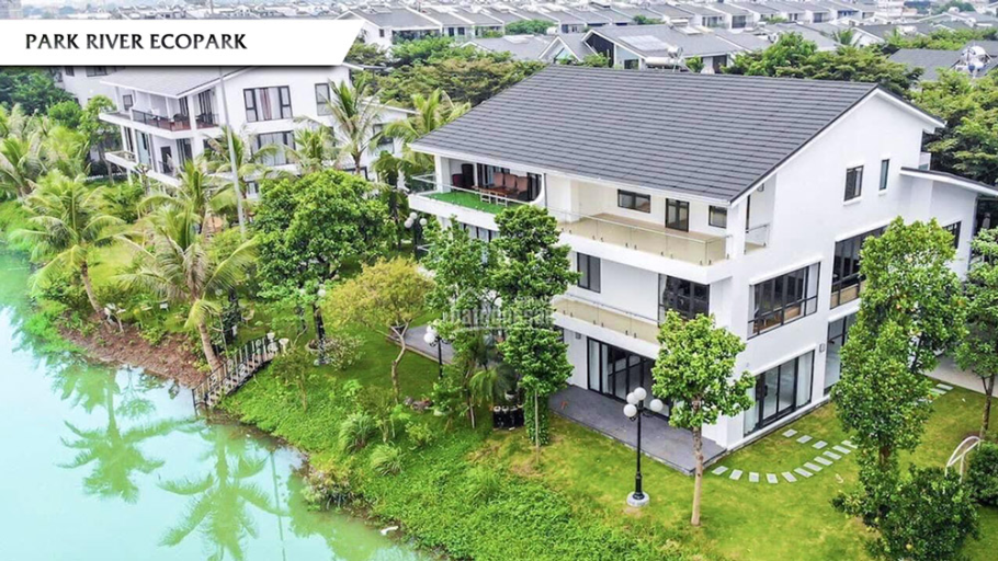 Thiết kế nội thất biệt thự Ecopark với hệ cửa kính lớn giúp mở rộng tầm nhìn và tăng cường ánh sáng tự nhiên
