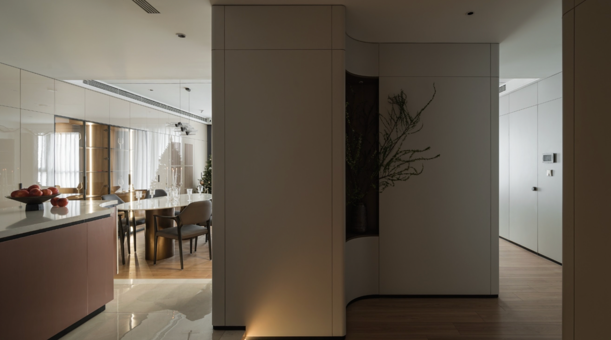 A modern interior space with premium materials, expressing a comfortable and elegant lifestyle.