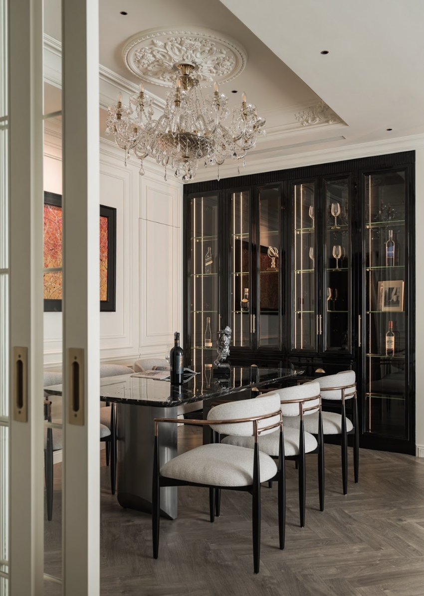 A modern kitchen and dining area, optimizing the connection in family activity with an open, comfortable layout.